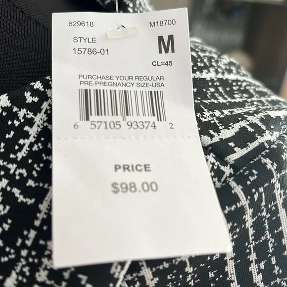 A pea in the pod dress. NWT. Size medium - Picture 5 of 5